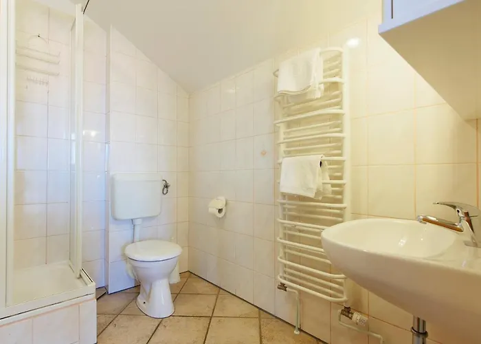 Veronika, Murter 3* Jezera