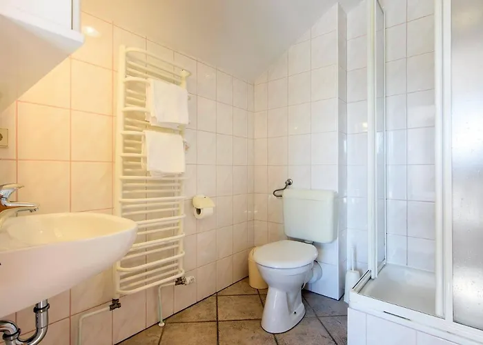 Veronika, Murter Casa de hóspedes 3*